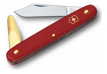 Cargar imagen en el visor de la galería, Navaja Victorinox para Injertar 3.9110 Roja – Herramienta de Jardinería