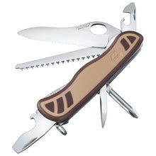 Cargar imagen en el visor de la galería, Cortapluma Victorinox Soldado Suizo Trailmaster Desert