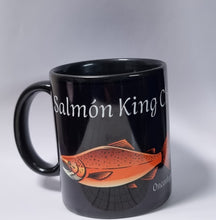 Cargar imagen en el visor de la galería, Taza Negra Café o Té Diseños Pesca Deport Salmon 325ml Regal