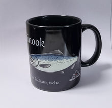 Cargar imagen en el visor de la galería, Taza Negra Café o Té Diseños Pesca Deport Salmon 325ml Regal