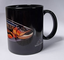Cargar imagen en el visor de la galería, Taza Negra Café o Té Diseños Pesca Deport Salmon 325ml Regal