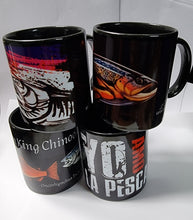 Cargar imagen en el visor de la galería, Taza Negra Café o Té Diseños Pesca Deport Salmon 325ml Regal