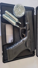 Cargar imagen en el visor de la galería, Pistola Co2 Stinger G17 Glock + 2 Co2 + 500bb + Maleta Rigid
