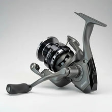 Cargar imagen en el visor de la galería, Carrete de Pesca Okuma Acuador 5000 Spinning
