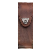 Cargar imagen en el visor de la galería, Estuche de Cuero Victorinox 4.0548 Café para Navajas de 111 mm
