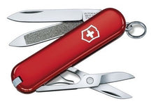 Cargar imagen en el visor de la galería, Cortapluma Victorinox Clasica Roja 7 Fun. Vi 0.6203 Navaja
