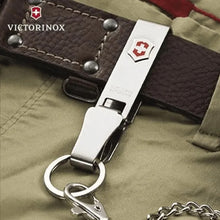 Cargar imagen en el visor de la galería, Clip Victorinox Tipo Llavero P/cint Vi 4.1859 Navaja Camping
